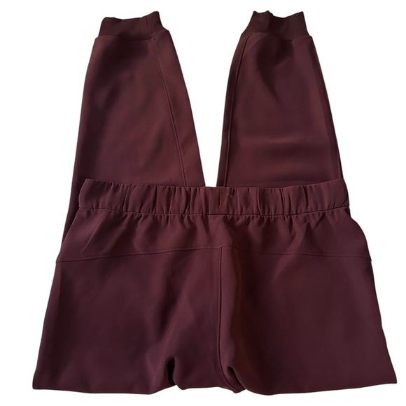 Lululemon On the Fly Jogger *Woven - SZ 10 - Picture 6 of 7